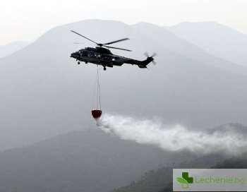 Хеликоптер пръска дезинфектант на ромската махала в Ямбол
