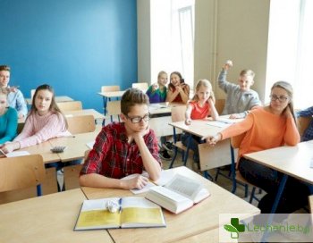 Топ 7 признака, че детето има големи проблеми със съучениците си