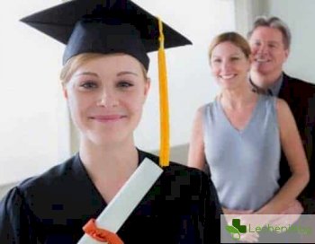 5 причини да изгоните децата от дома, когато станат на 18