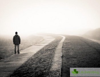 Откриха, че самотата е в пъти по-вредна от пушенето на кутия цигари на ден