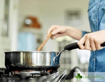 Топ 5 храни, които след претопляне стават опасни за здравето